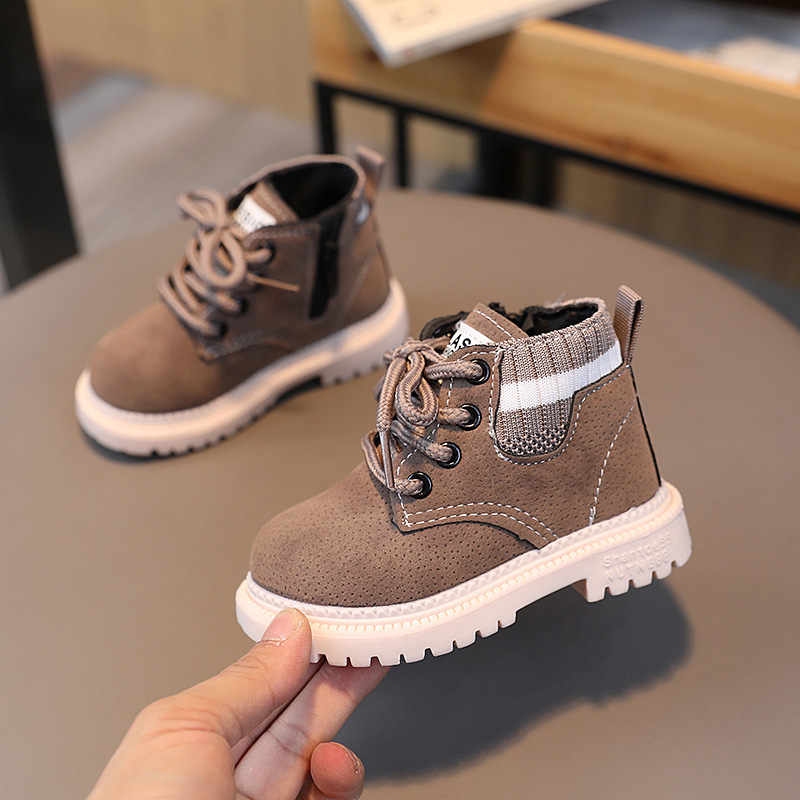 秋冬キッズレトロワークスタイルショートブーツ子供ソフトソール - Leather Work For Kids のレビューと価格