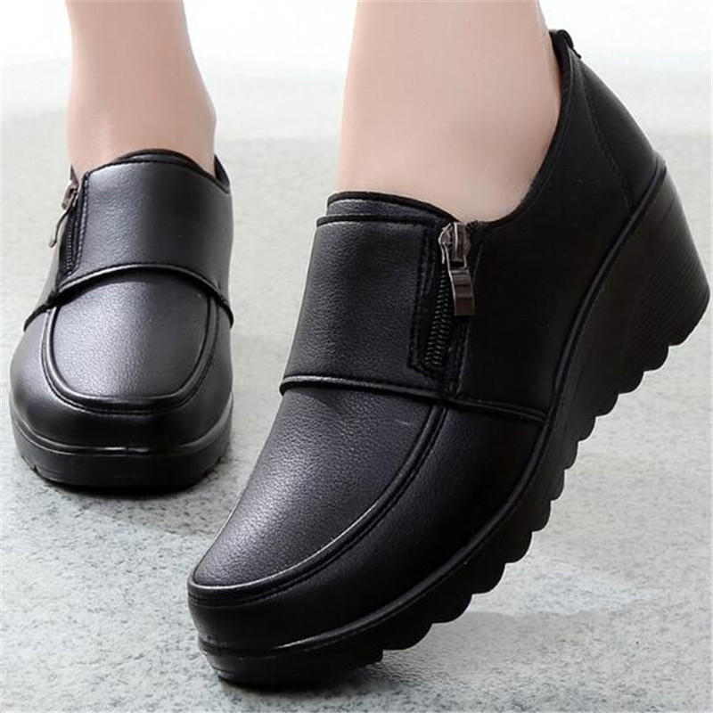 女性のためのカジュアルな革のウェッジシューズ,快適なスリッポ - Leather Work Flats Women のレビューと価格